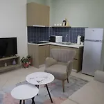 地拉那奥达酒店 3*