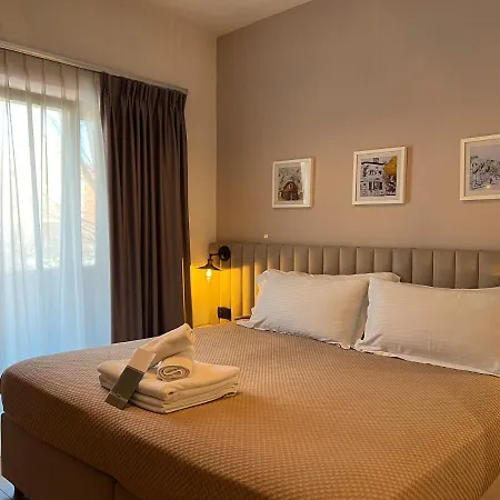 Oda Hotel Tirana טיראנה