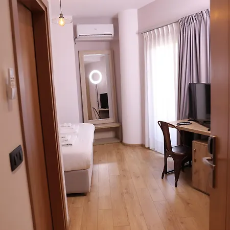 Oda Hotel Tirana טיראנה