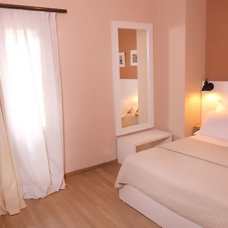 Oda Hotel Tirana מלון