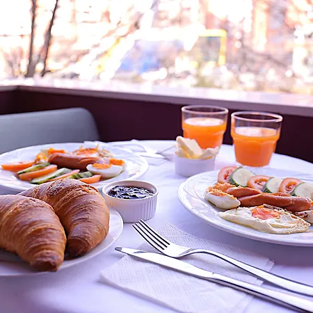 Oda Hotel Tirana מלון טיראנה