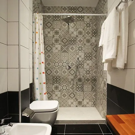 Oda Hotel Tirana Hotell Tirana