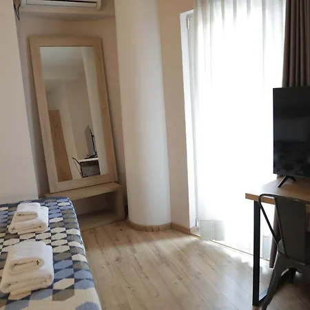 Oda Hotel Tirana 3* Tirana