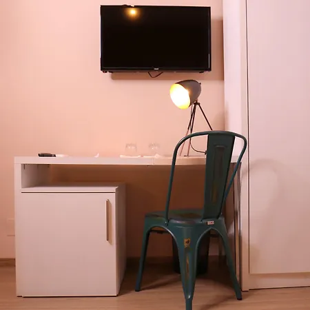 فندق أودا تيرانا 3* تيرانا