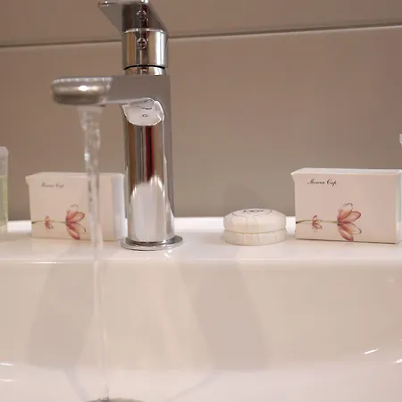 فندق أودا تيرانا فندق