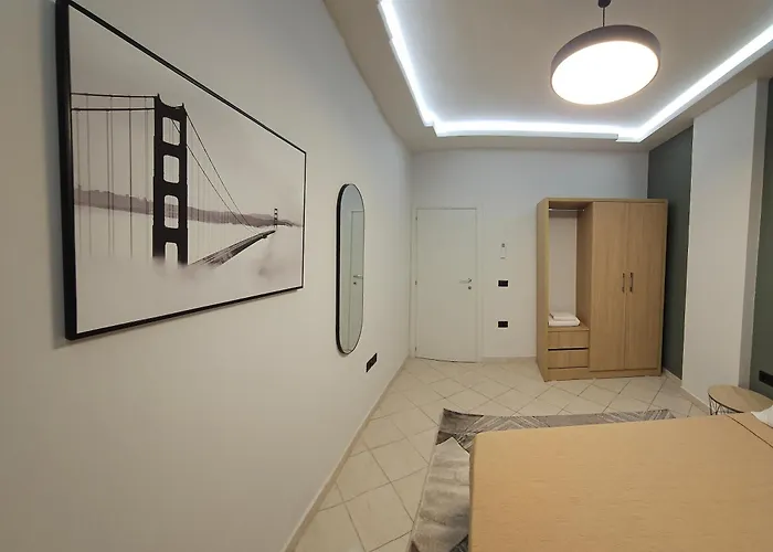 Oda Hotel Tirana Szálloda 3*